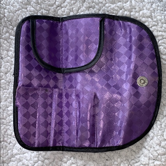 Purple makeup brush case - Picture 3 of 3
